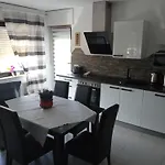 Apartament Haus Elena *