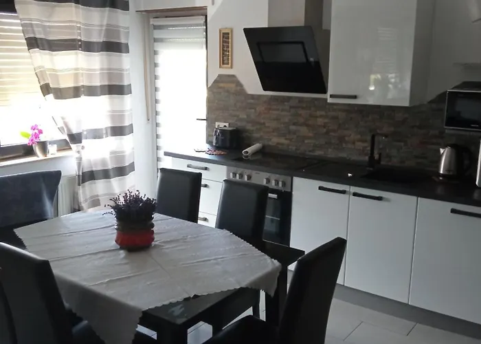 Apartament Haus Elena *